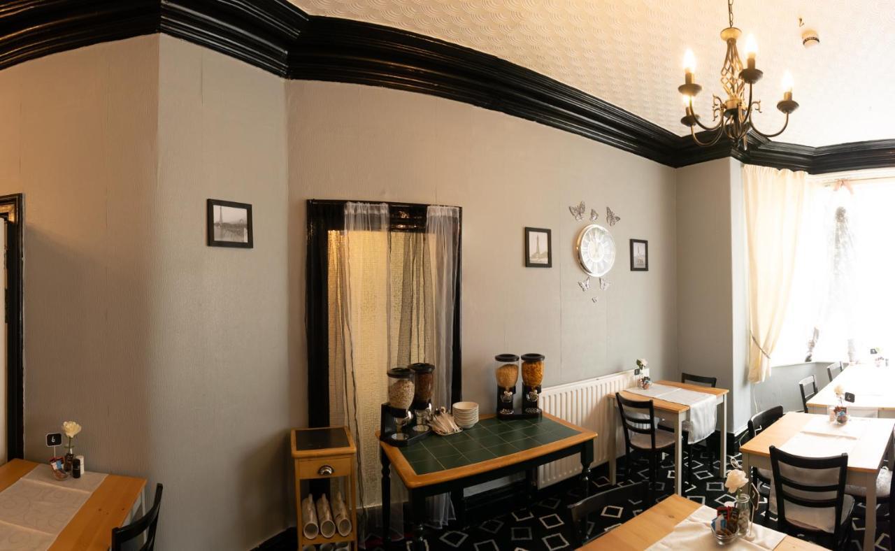 Del Savannah Hotel Блекпул Екстериор снимка