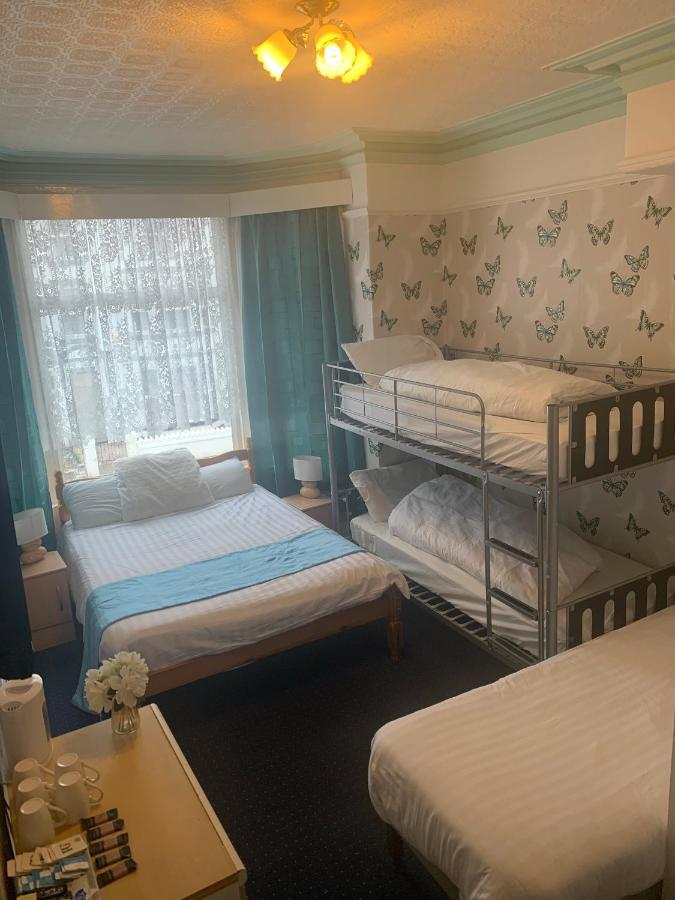 Del Savannah Hotel Блекпул Екстериор снимка