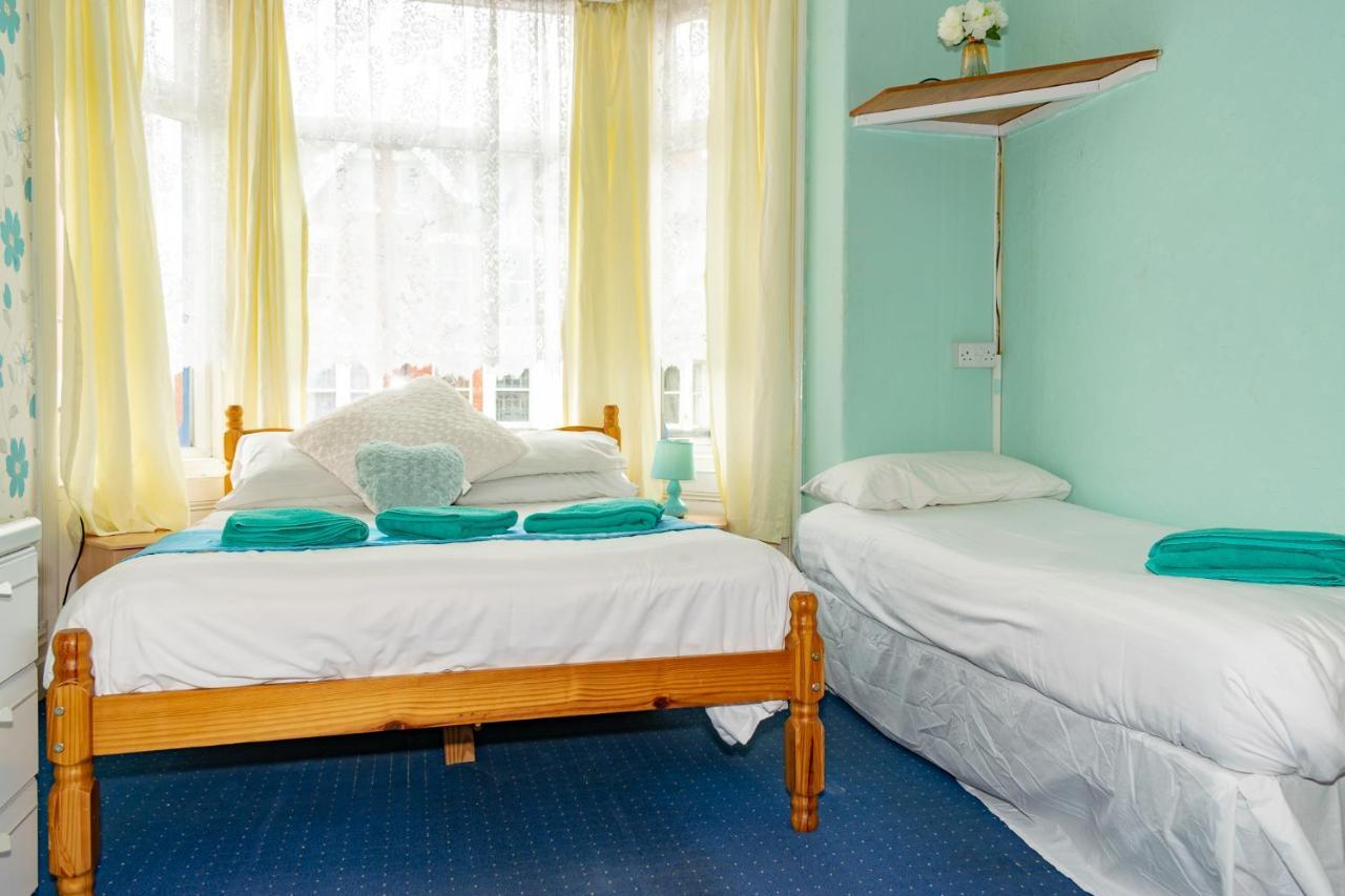 Del Savannah Hotel Блекпул Екстериор снимка