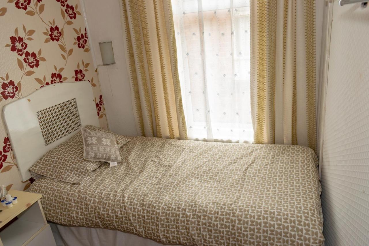 Del Savannah Hotel Блекпул Екстериор снимка